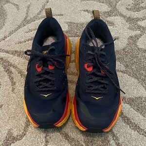Hoka Challenger One